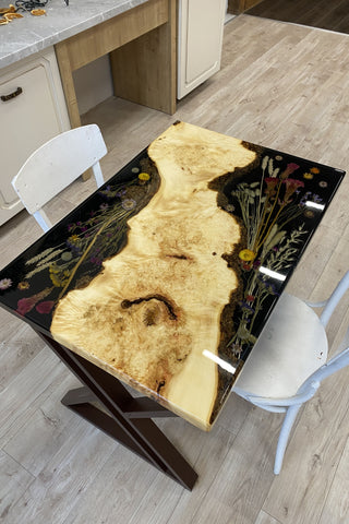 Pressed Dried Flower Table