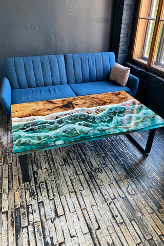 Live Edge Epoxy Ocean Tisch