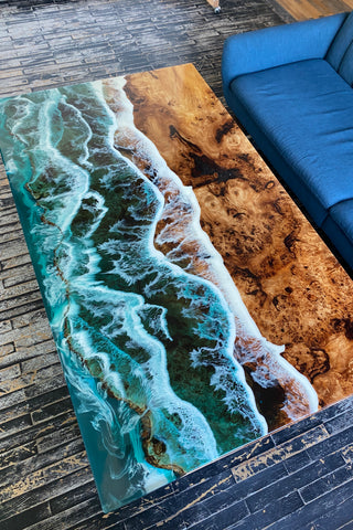 Live Edge Epoxy Ocean Tisch