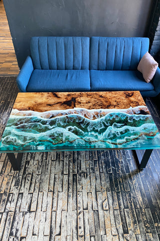 Live Edge Epoxy Ocean Tisch