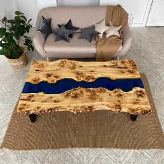 Live Edge Epoxy-Couchtisch