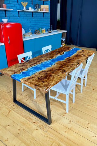 Live Edge Blue River Tisch