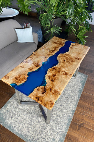 Rechteckiger Epoxy River Esstisch
