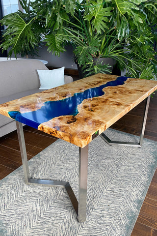 Rechteckiger Epoxy River Esstisch